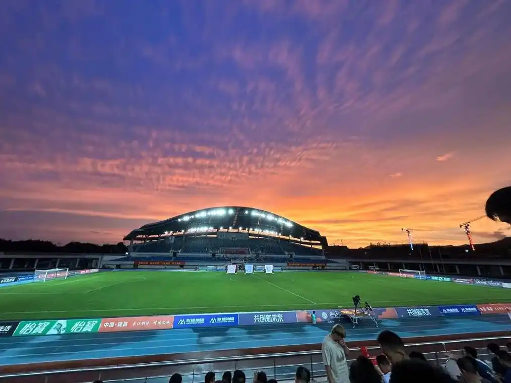 洛杉矶快船 VS 洛杉矶湖人